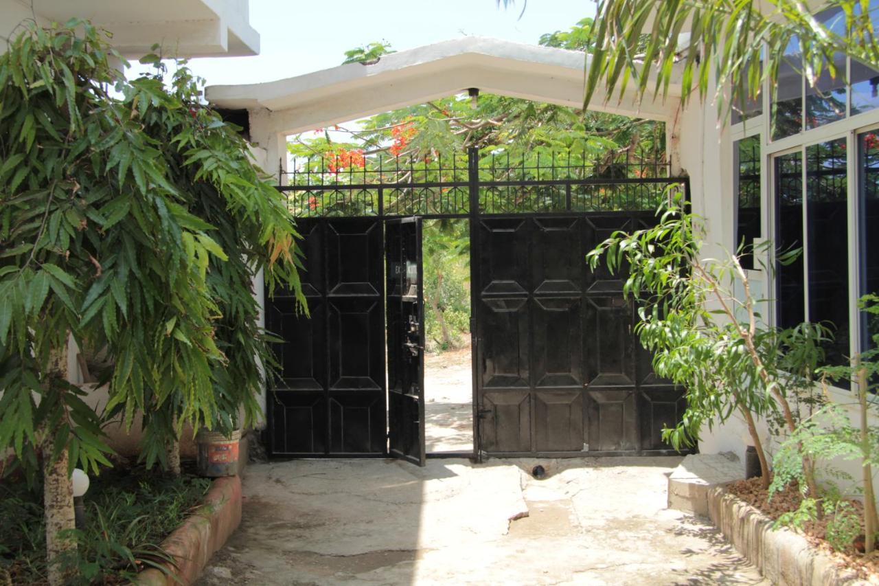 Homeland Swahili Lodge Nungwi Backpacker Apartments Budget Eksteriør bilde